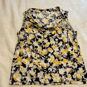 Ladies floral tank size PXL
